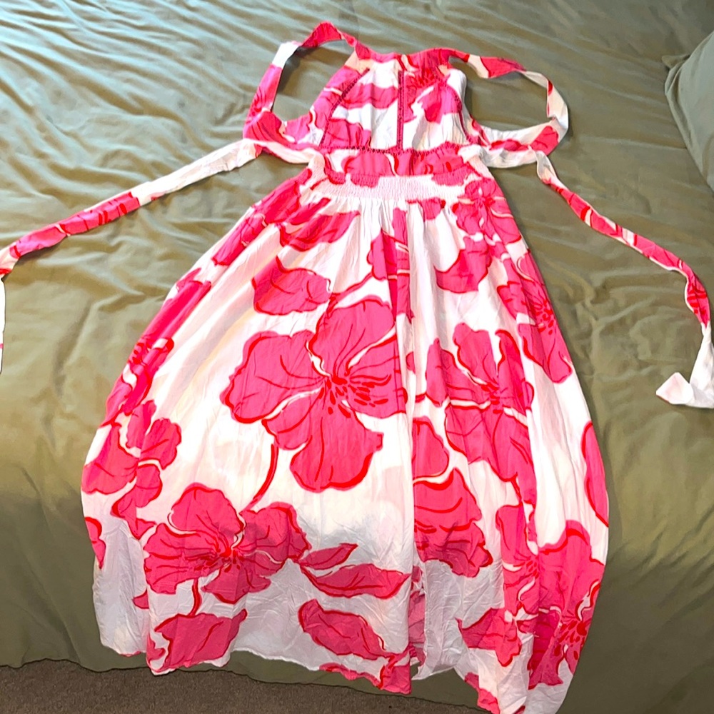 Size medium brand new without tags